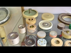 Керамический конденсатор 24 кВ 150 пФ на живой линии, используемый в изоляторе керамического стержня